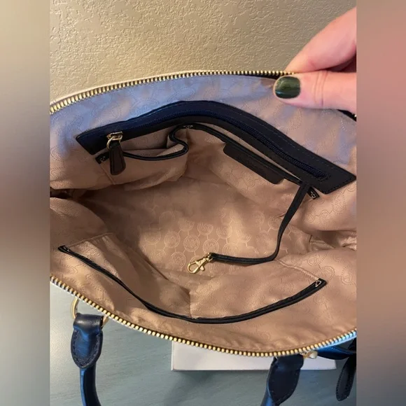 Michael Kors Dome satchel white/navy - Picture 8 of 10